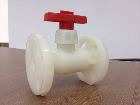 PN10 vávula de bola plástica del reborde de la barra PP-H, el 1/2” a 12" estruendo, ANSI, conexión del reborde de JIS
